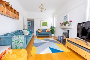 Photo 16- click for photo gallery